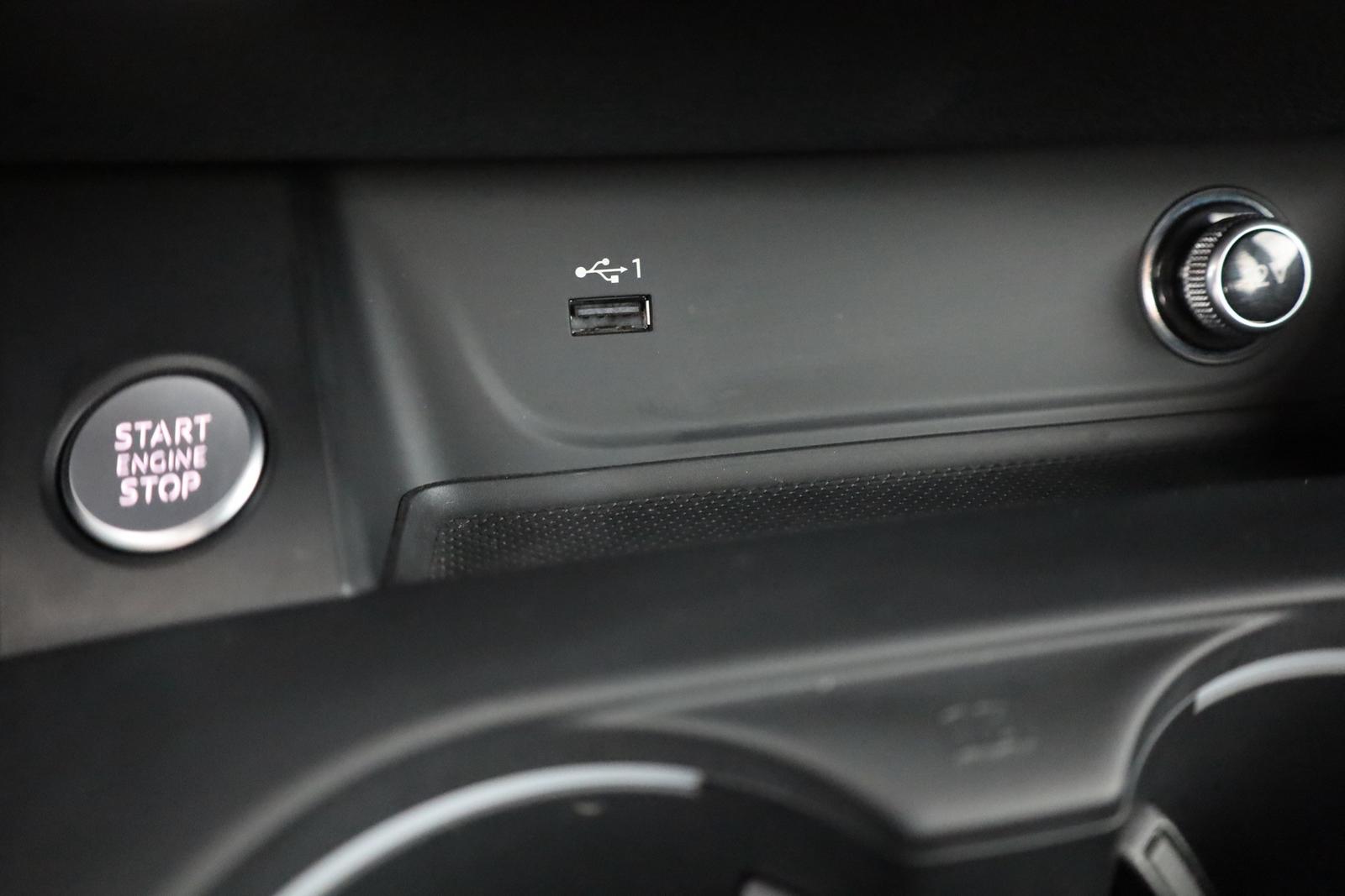 Audi A4 Avant 35 TFSI S-Tronic LED Navi Kamera Leder, миниатюра 13