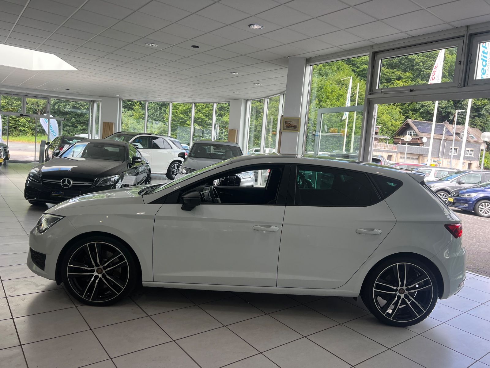 Fahrzeugabbildung SEAT Leon Cupra 290 DSG * SCHALENSITZE *