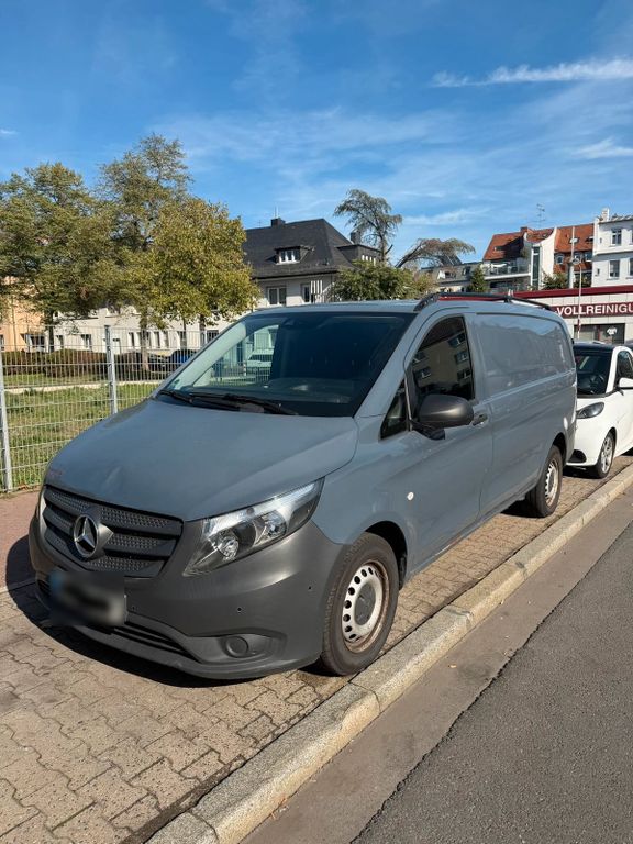 Image of Mercedes-Benz Vito