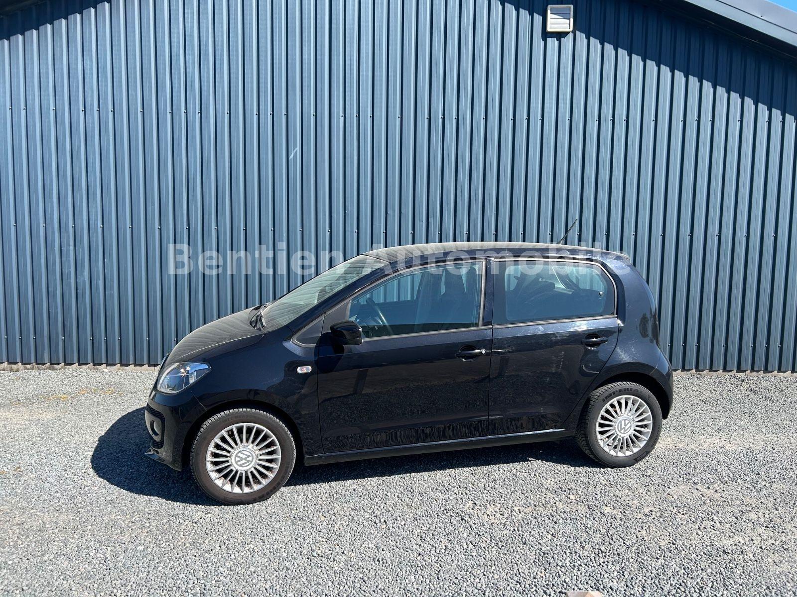 Volkswagen colour up!, Klima, SHZ, Alu mit Ganzjahresreifen