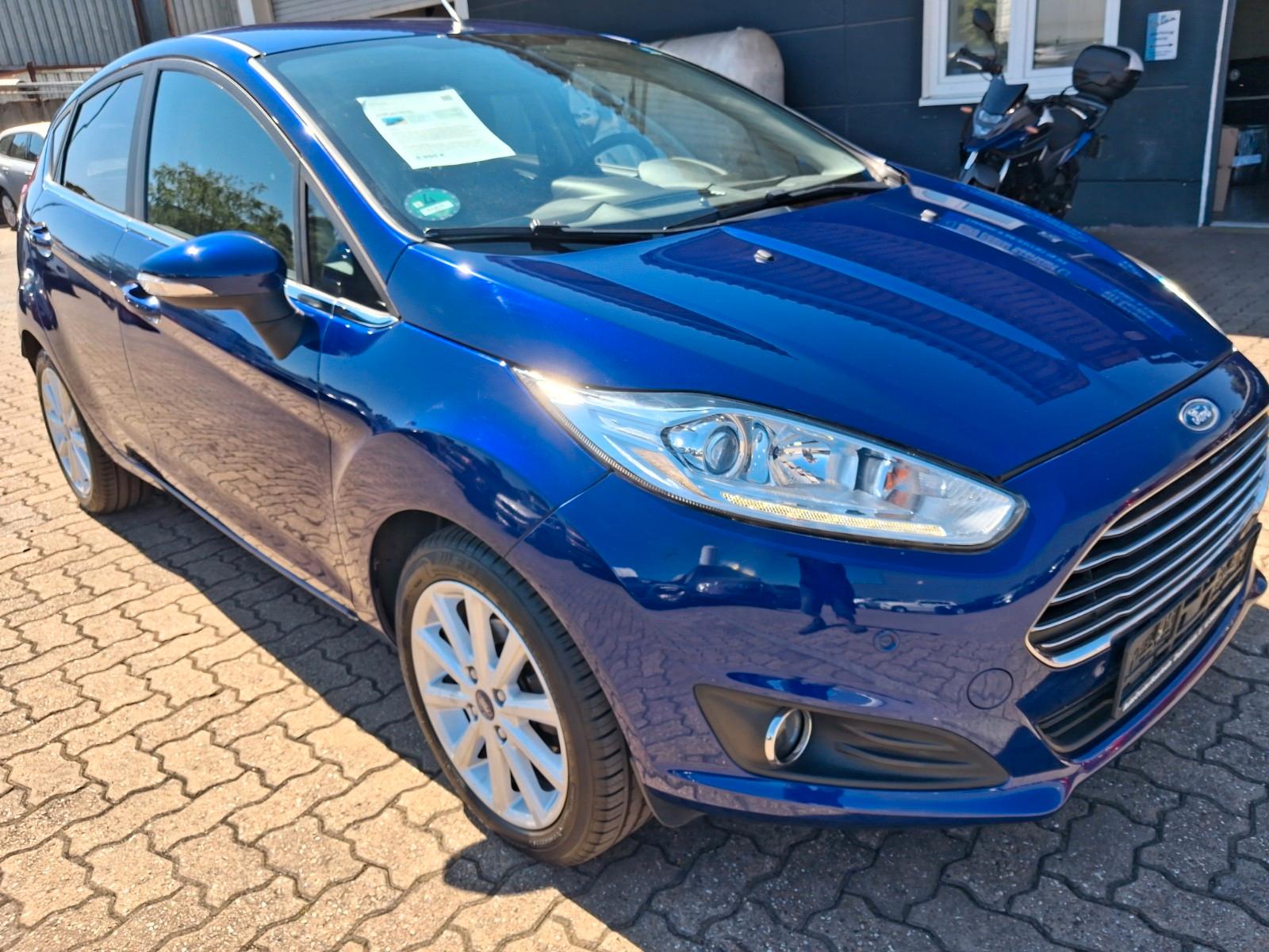 Ford Fiesta Titanium Zahnriemen neu LR+Sitzheizung