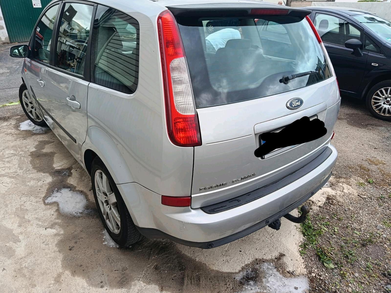 Ford Focus 2005 — engine 125 HP (92kW)