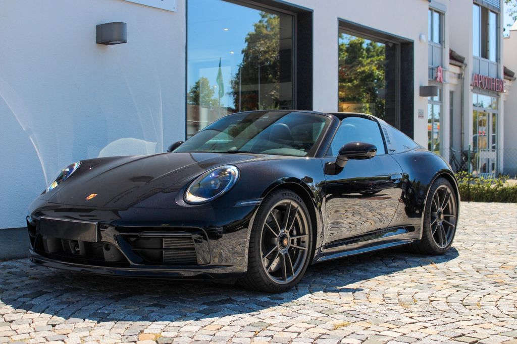Image of Porsche 992