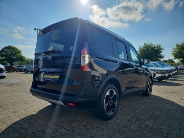 Bild 5 Ford Tourneo Courier Active Navi Leder ACC Apple CarP