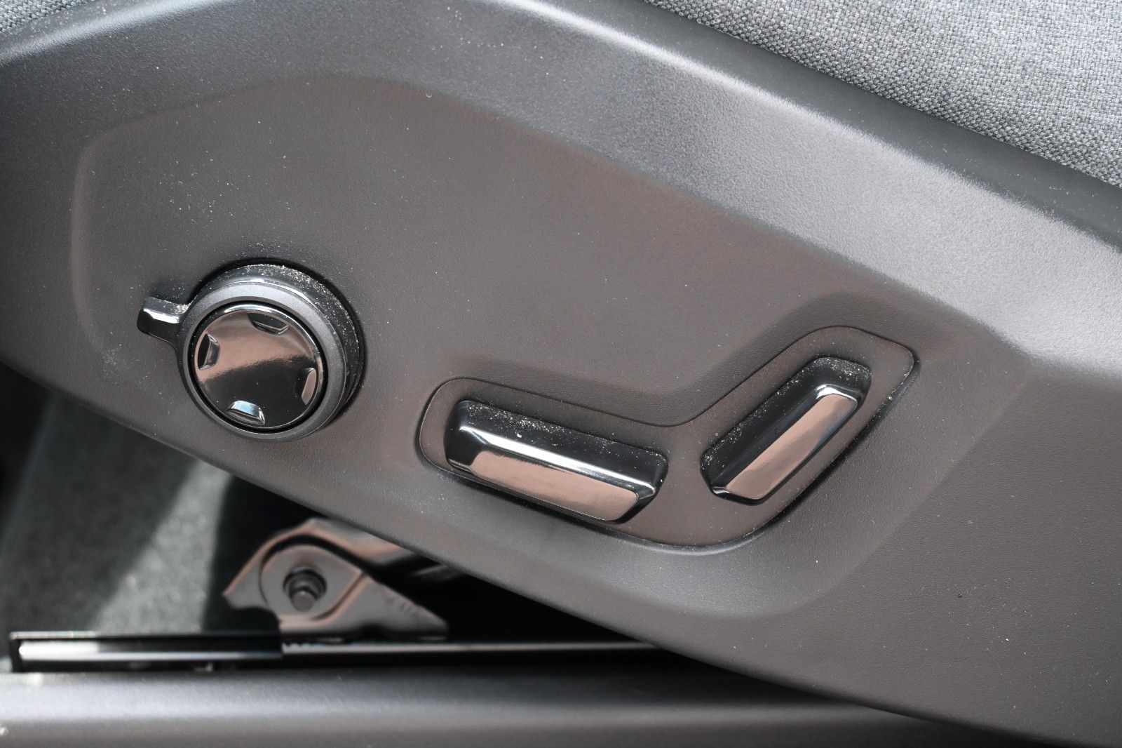 Fahrzeugabbildung Volvo XC90 B5D AWD Inscription*LUFT*STDHZG*360*AHK*ACC