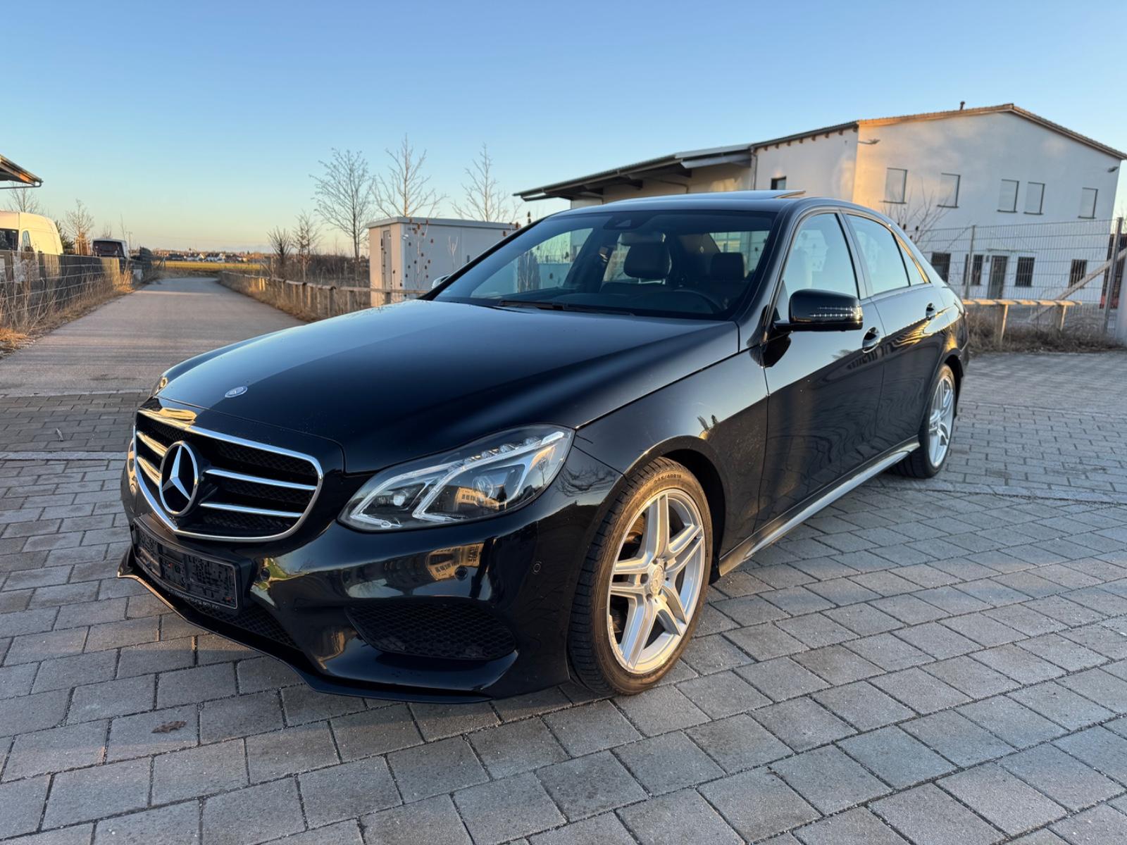 Mercedes-Benz E 350 AMG Styling 4Matic BlueTec*Vollaustattung*