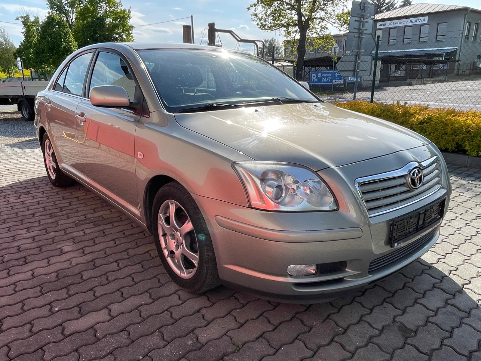 Toyota Avensis 1.8 Linea Sol