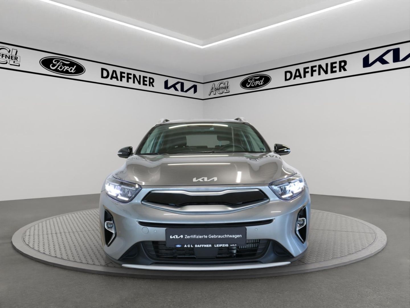 Fahrzeugabbildung Kia Stonic Nightline Edition 1.0 T-GDI 48V Navi SHZ