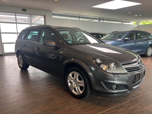 Fahrzeugabbildung Opel Astra H Caravan Innovation AHK
