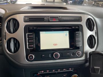 Volkswagen Tiguan Life BM 4Motion *NAVI*KLIMA*PANO*TEMPOMAT