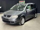 Volkswagen Touran *TÜV NEU*Automatik*Sitzheizung*NAVI*PDC*F - aus 2005: Van