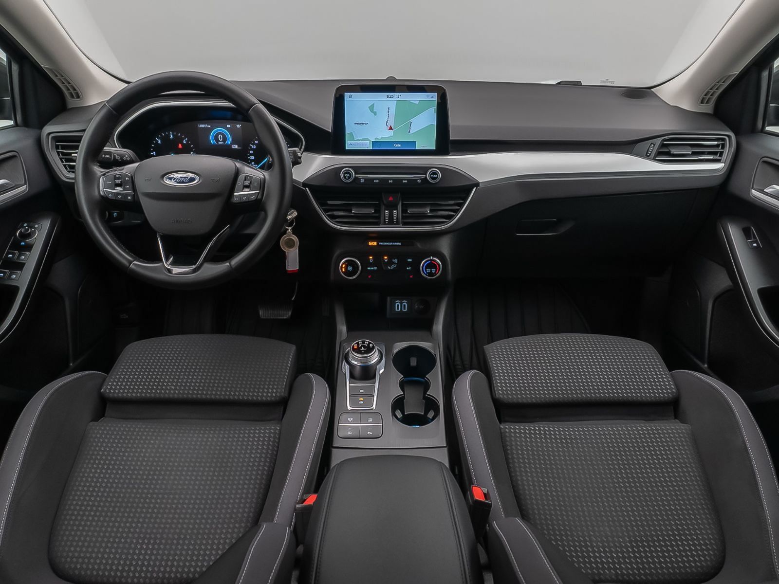 Fahrzeugabbildung Ford Focus Turnier Cool & Connect Kamera AHK Tempomat