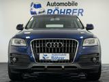 Audi Q5 2.0 TDI quattro / Off-Road Audi Exclusive  - blaue Audi Q5