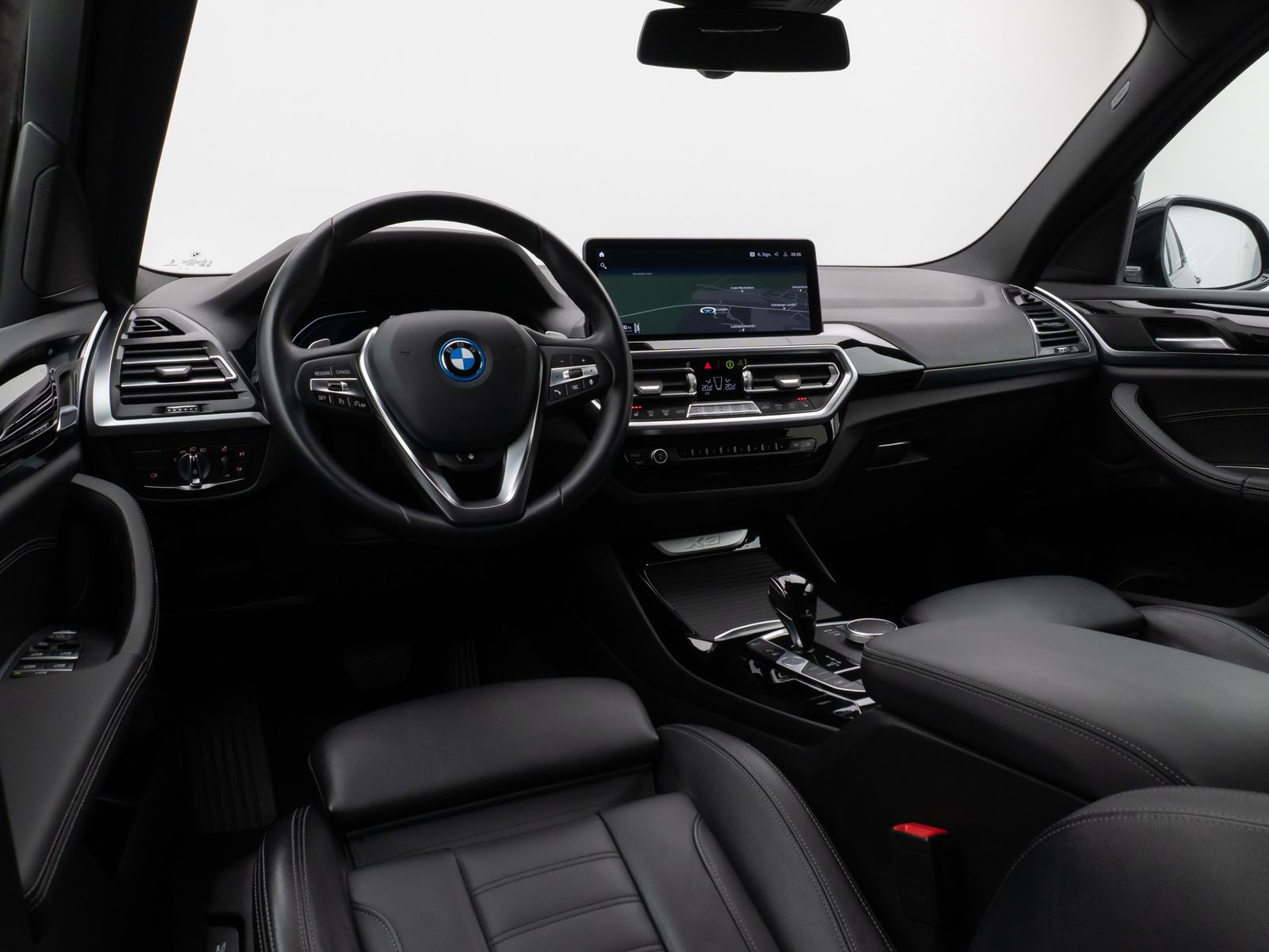 Fahrzeugabbildung BMW X3 xD30e Laser HUD DAB HiFi AHK Komfort 19Zoll