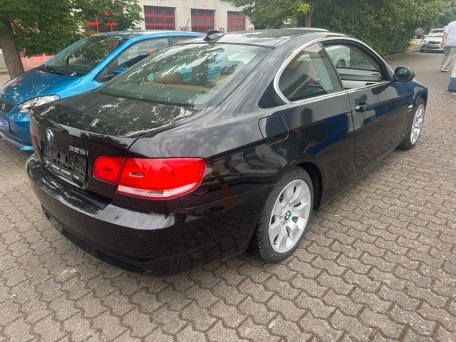 Fahrzeugabbildung BMW 325i Coupe xDrive Xenon Leder Schiebedach MOTOR