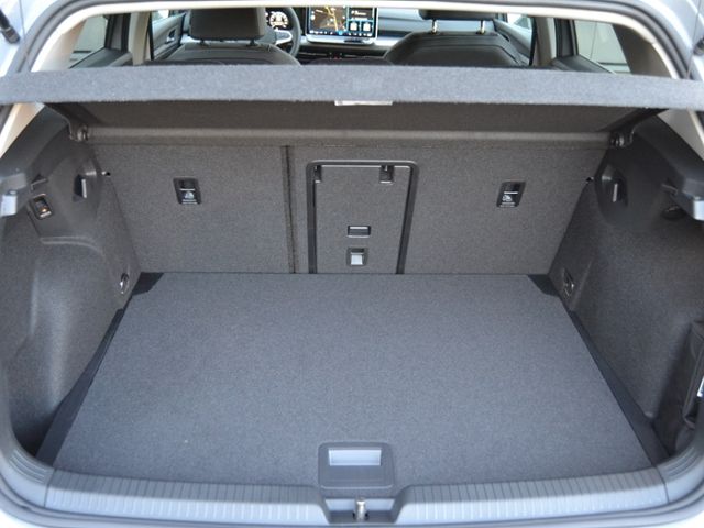 Golf VIII 1.5 eTSI DSG Style AHK/17-ZOLL/LED/BUS