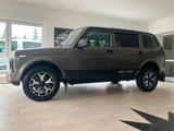 Lada Niva 1.7 Urban 4x4 Servo ABS AHK Klima - Lada Niva Gebrauchtwagen
