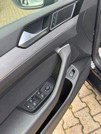 Volkswagen Passat Variant - 11