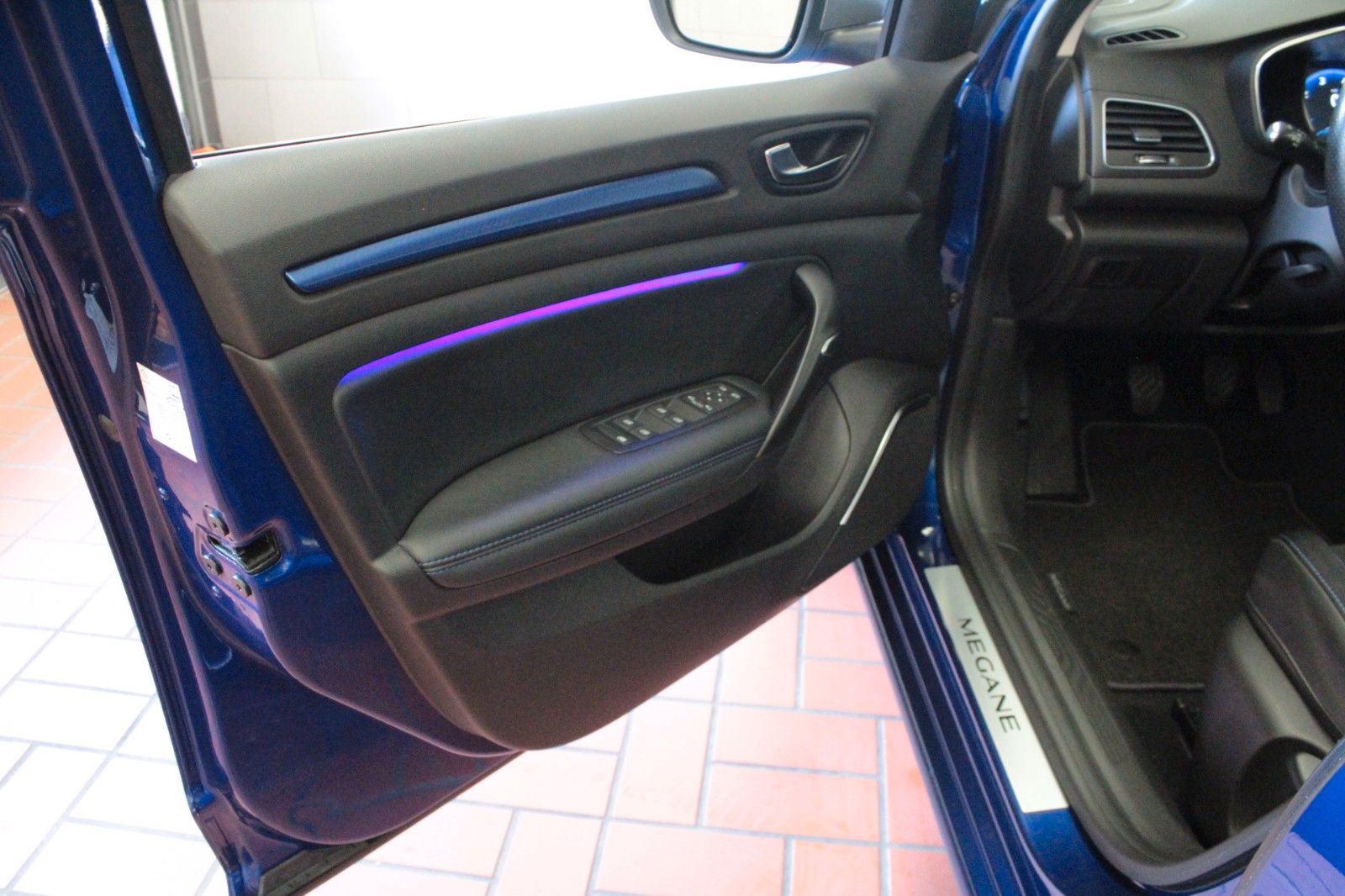 Fahrzeugabbildung Renault Megane ENERGY TCe 130 GT Line   AHK*