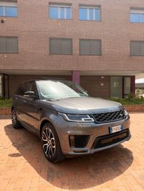 Land-Rover Range Rover Sport - 1