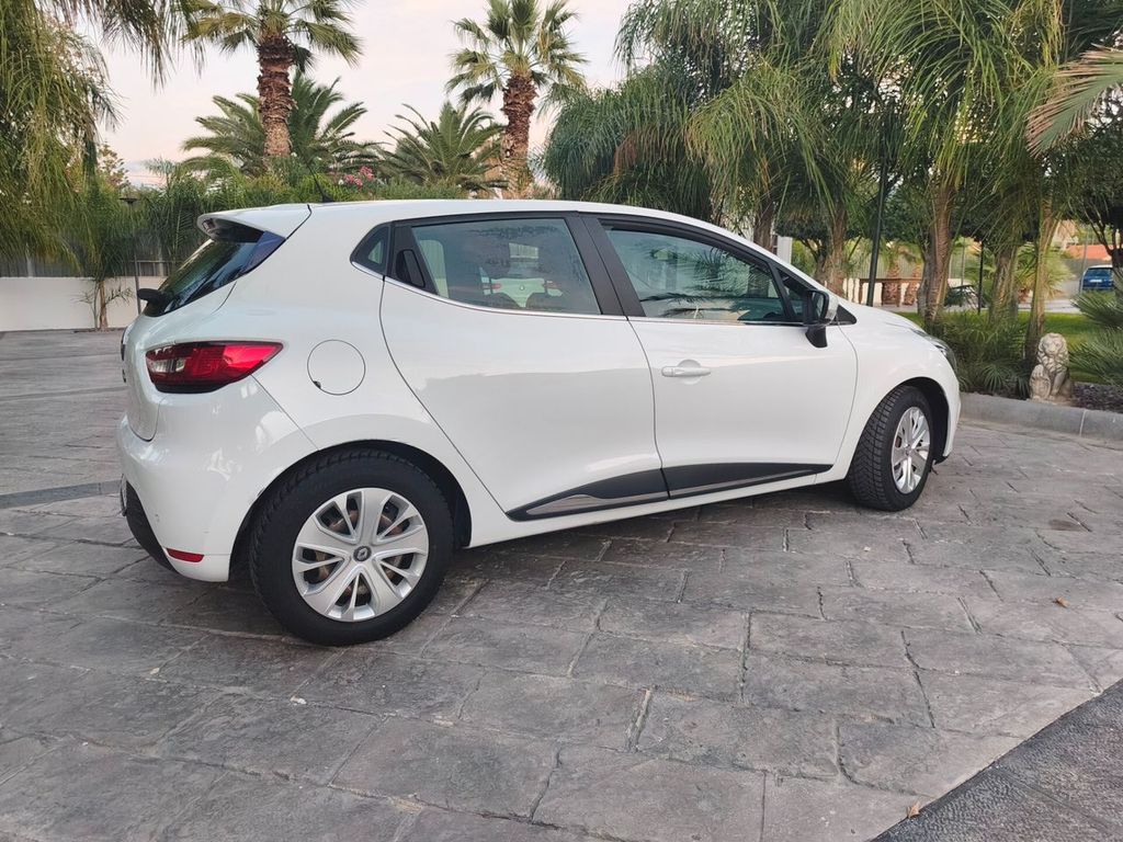 Image of Renault Clio
