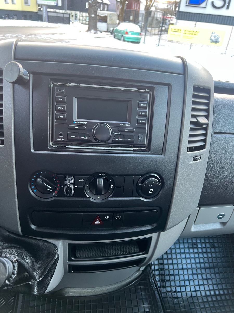 Fahrzeugabbildung Mercedes-Benz Sprinter II Pritsche *DOPPELKABINE*6.STIZ*1.HAND