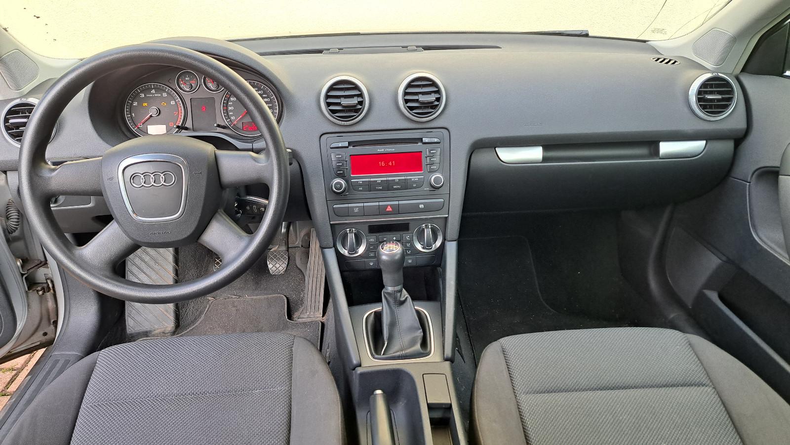 Audi A3 2008 — interior