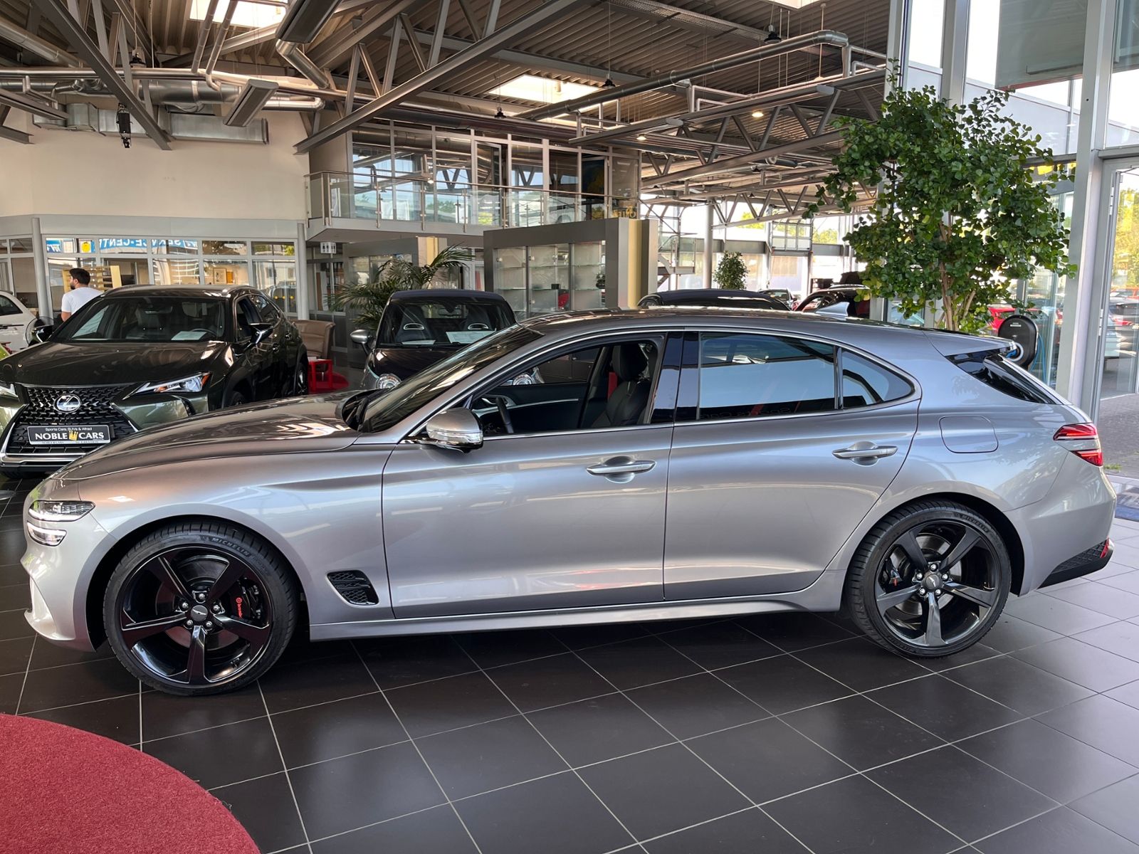 Fahrzeugabbildung Genesis G70  Shooting Brake Sport 2.2D RWD LED ALU