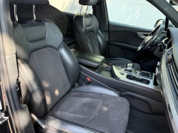 Audi Q7 - 7
