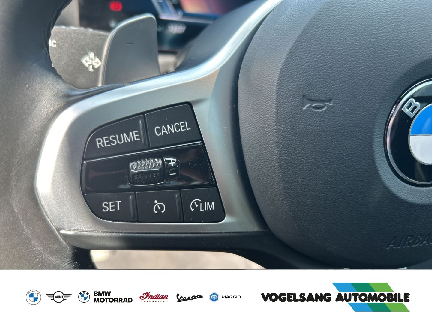 Fahrzeugabbildung BMW M340i xDri.,Touring,Panodach,HeadUpD.,RFK,H&KSou