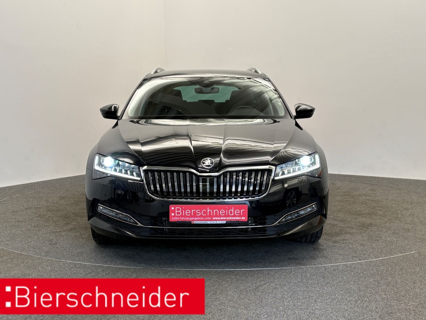Skoda Superb Combi 2.0 TDI DSG Style MATRIX VIRTUAL AH foto 3