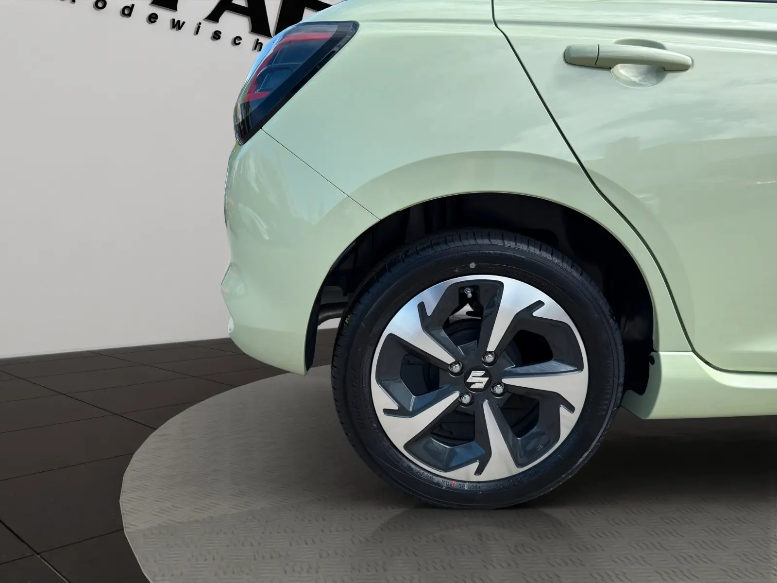 Suzuki Swift 1.2 HYBRID COMFORT+ | VERFÜGBAR