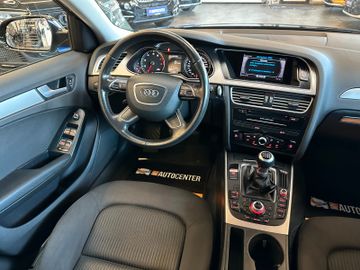 Audi A4 Avant Attraction *Navi*Sitzh*AHK*TÜV Neu*