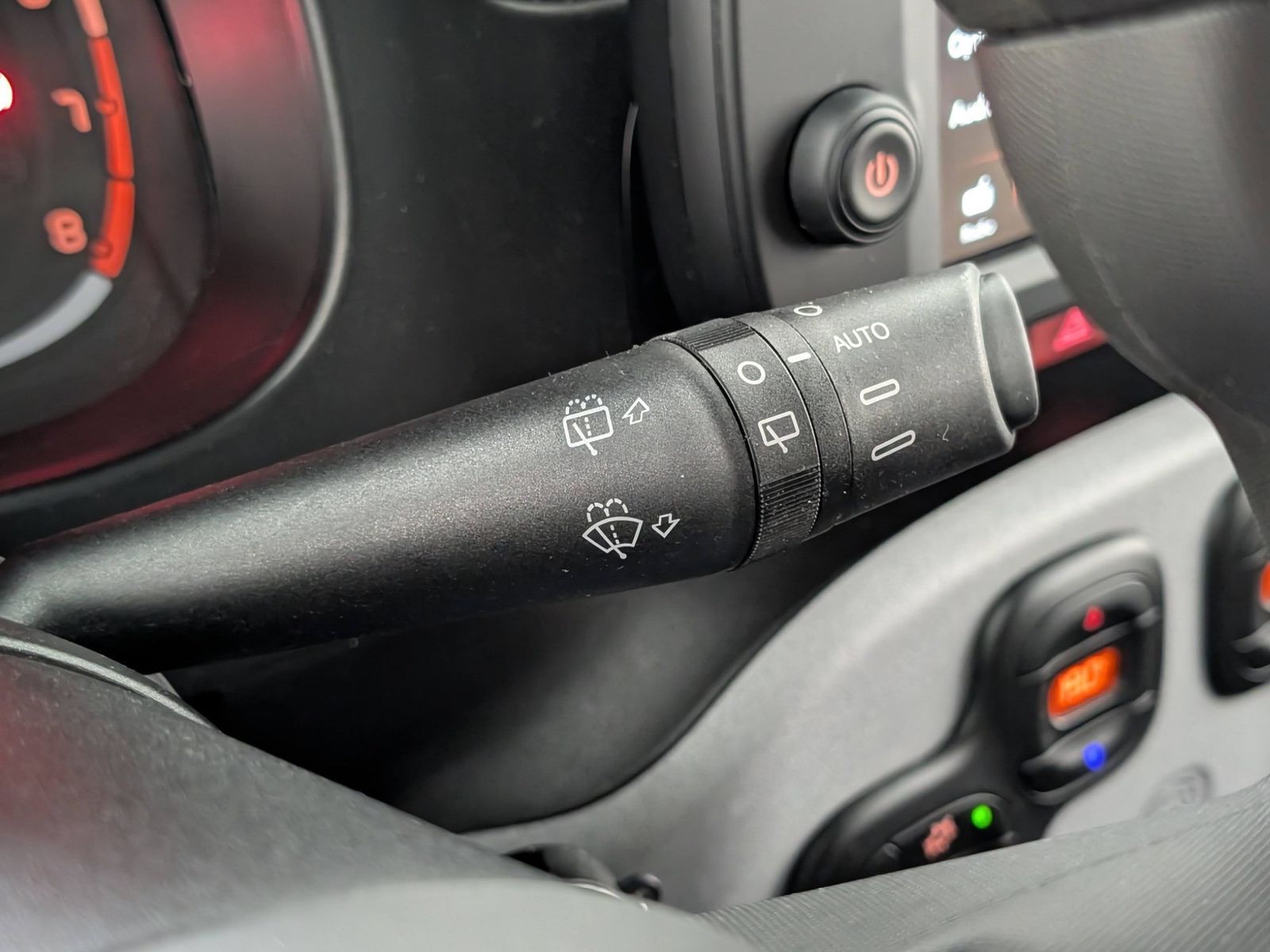 FIAT Panda 1.0 MHEV Garmin AHK – Bild 28