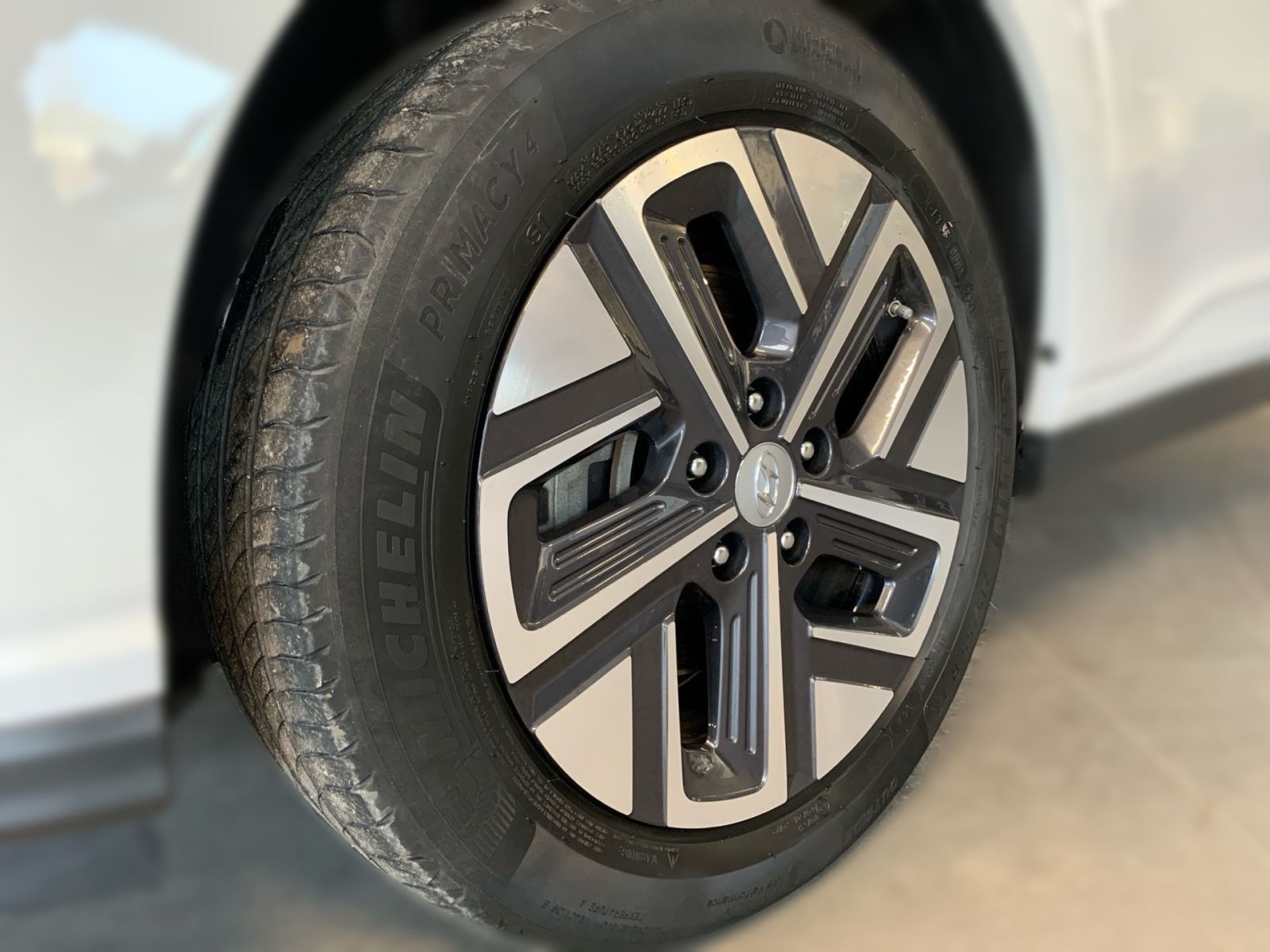 Fahrzeugabbildung Hyundai KONA Edition 30+ Paket Elektro Navi