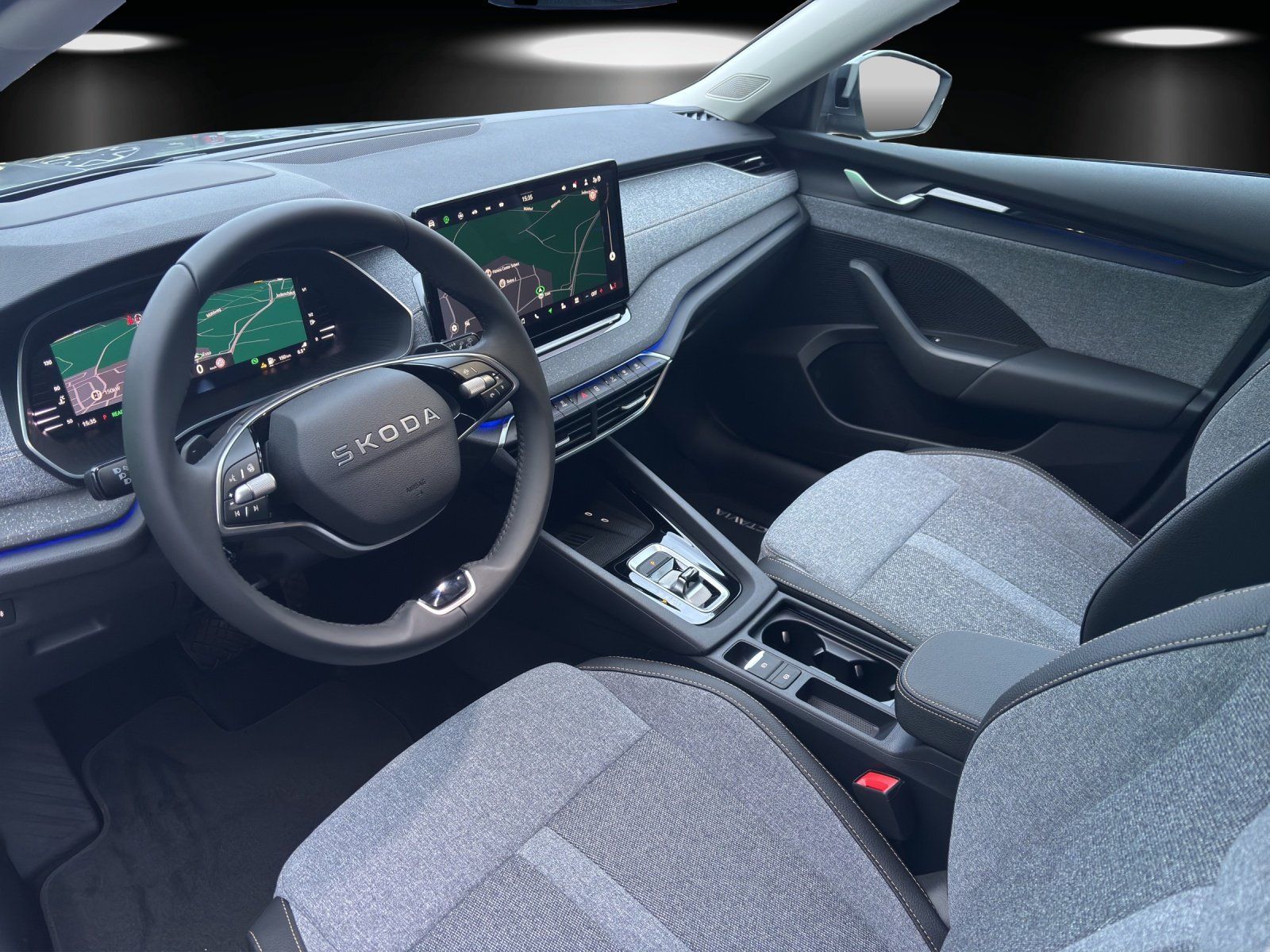 Fahrzeugabbildung SKODA Octavia Balance 1.5 TSI ACC+AHK+KAM+LED-MATRIX