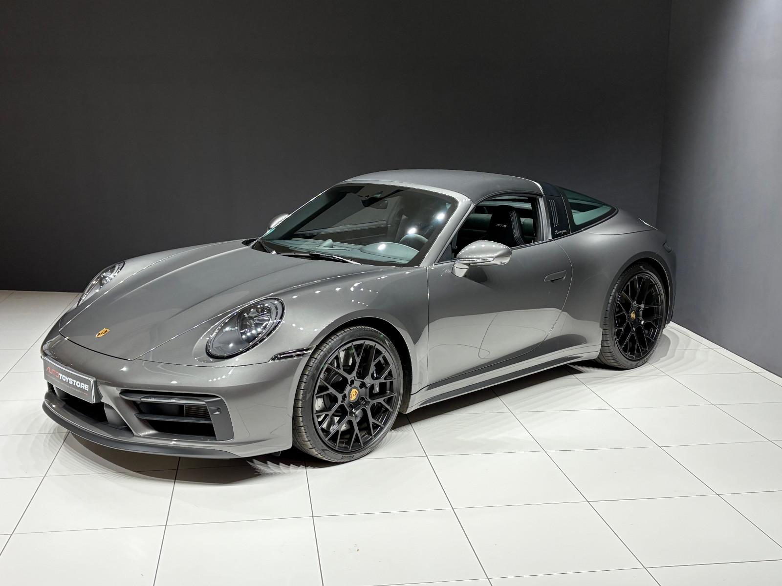 Porsche 911 Targa 4 GTS, Carbon, Matrix-LED, HA-Lenkung