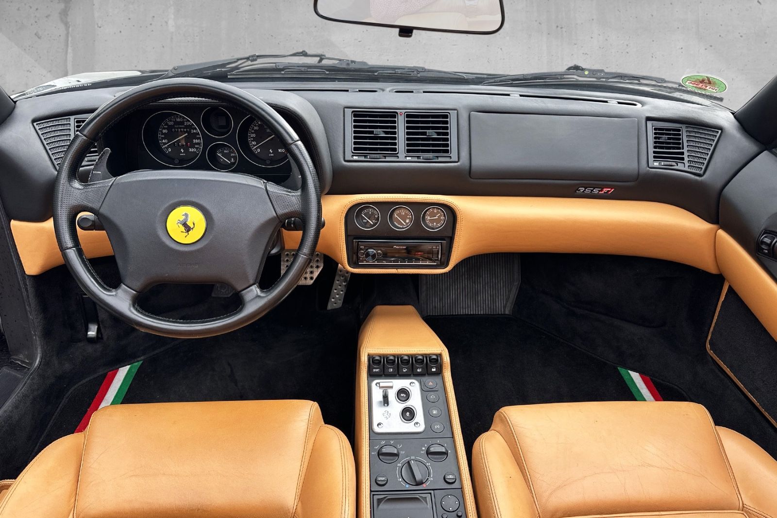 Fahrzeugabbildung Ferrari F355 F1 Spider*Dt.Auto*Top Historie