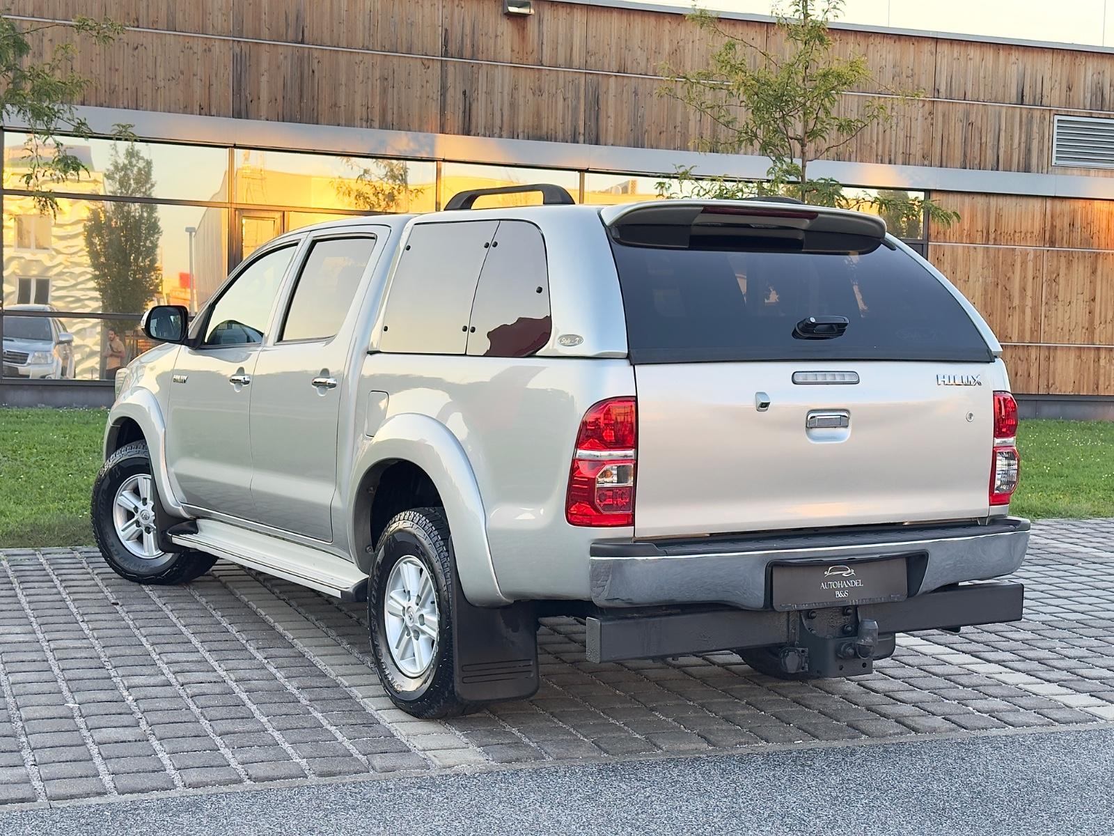 TOYOTA HILUX DOUBLECABINE 2.5 D-4D 145CH 4X4