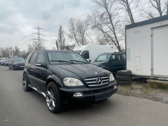 Mercedes-Benz ML 400 ML -Klasse ML 400 CDI Final Edition