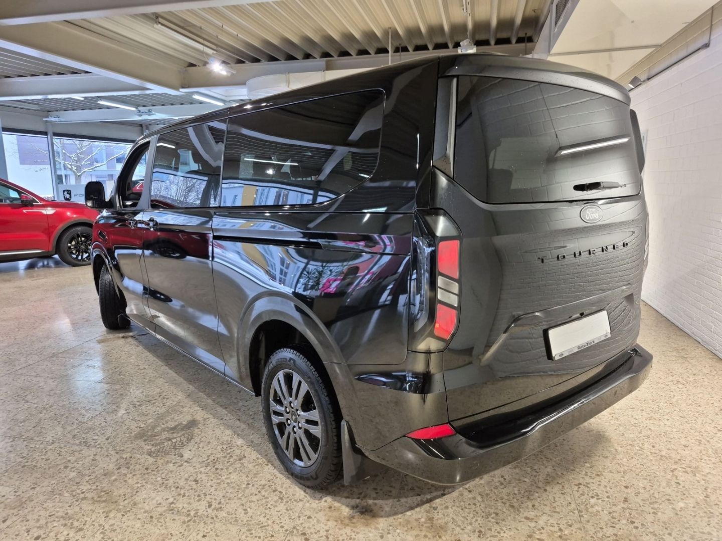 Ford Tourneo Custom Bus 320 L2 Titanium FWD Titanium foto 6