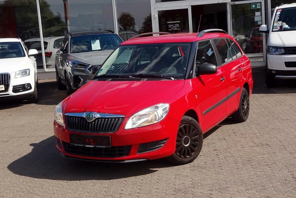 Skoda Fabia 2012 — interior