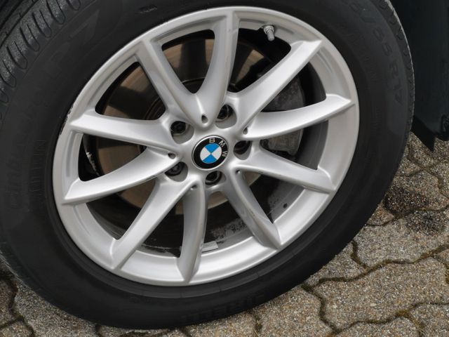 BMW X1 sDrive 18i Advantage+Navi+auto.Heckkl.+LED - Autohaus Thoma