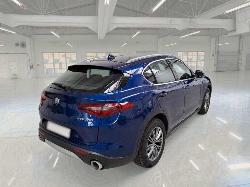 Alfa Romeo Stelvio 2.2 Turbodiesel 160 CV AT8 RW imagem 3
