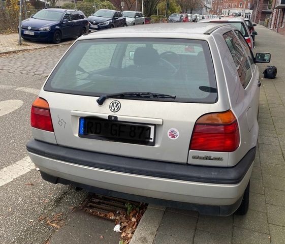 Volkswagen Golf 1.8 Standard