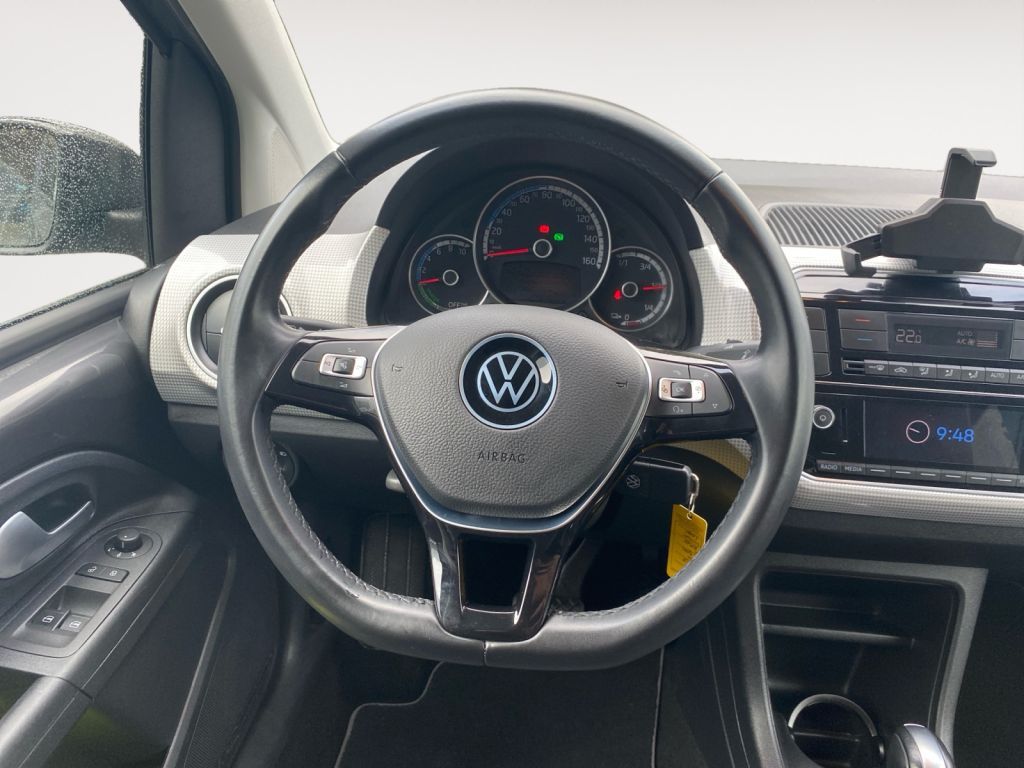 Fahrzeugabbildung Volkswagen e-up Style Plus Climatronic,SH, FS beheizb.