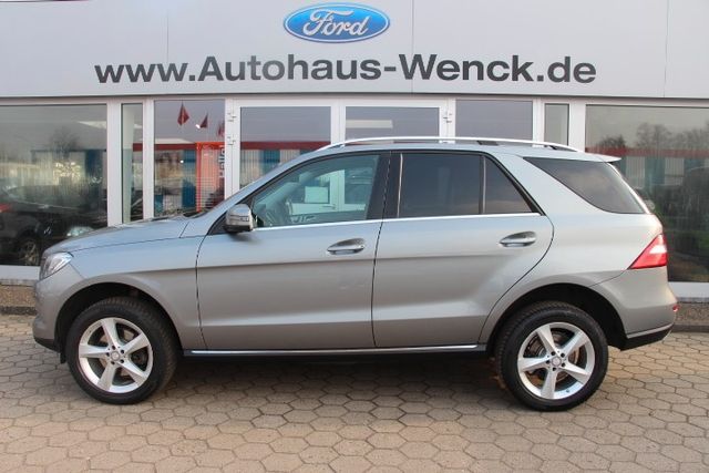 Mercedes-Benz ML 250 CDI BlueTec*AUTOMATIK*LEDER*NAVI*AHK*