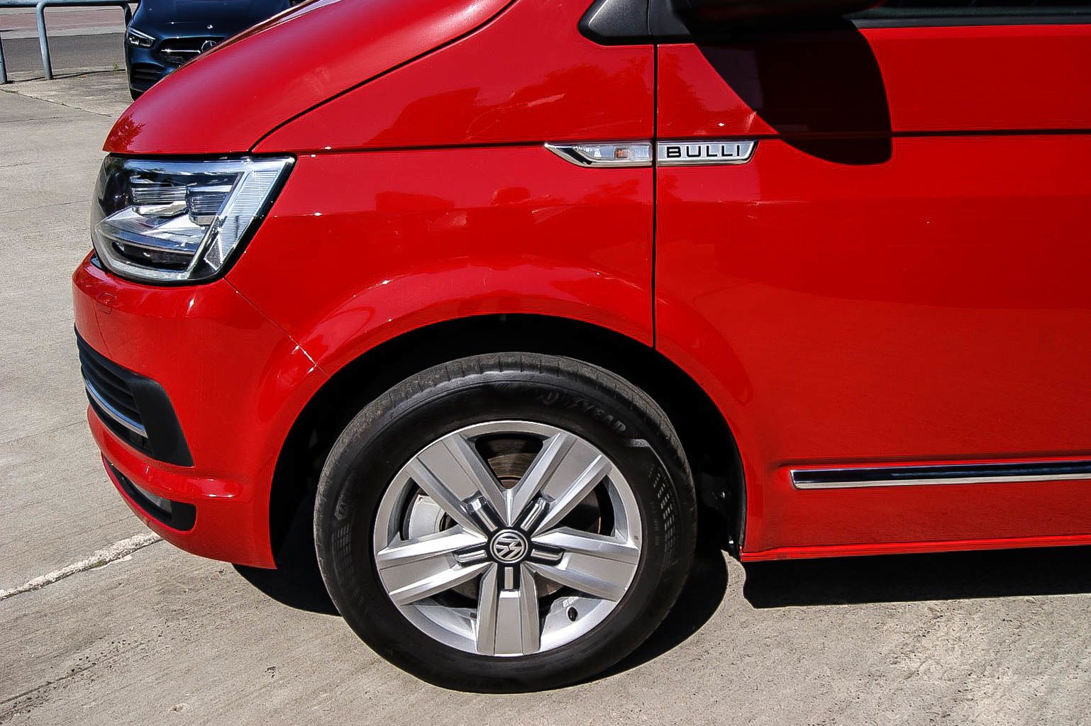 Fahrzeugabbildung Volkswagen T6 Multivan 20TDI Generation Six LED NAVI 1.HAND