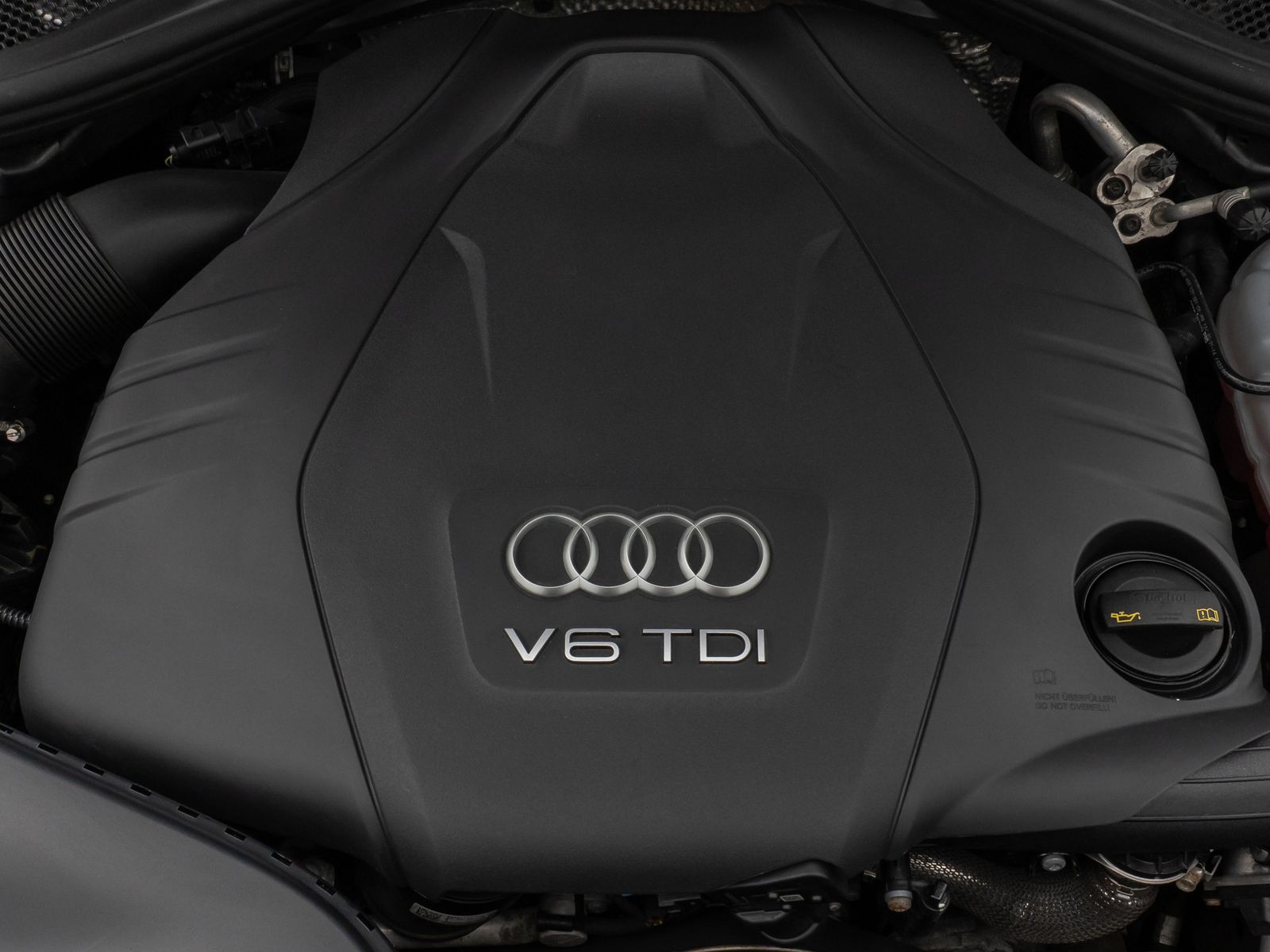 Fahrzeugabbildung Audi A6 Avant 3.0 TDI Kamera Panorama AHK Navi Sitzhz