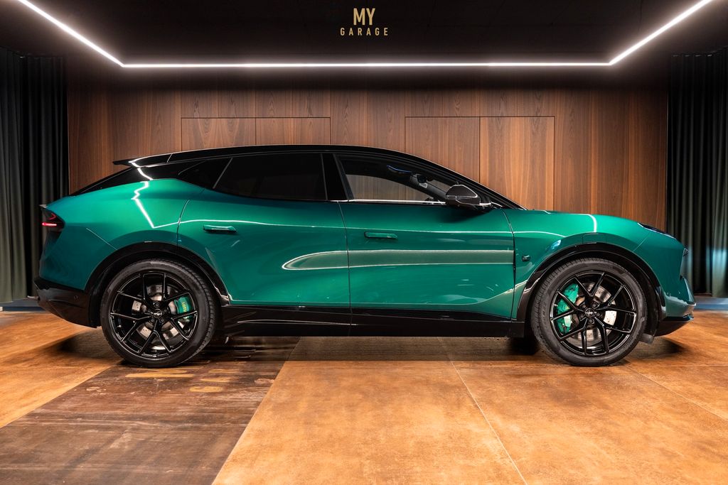 Lotus Eletre
